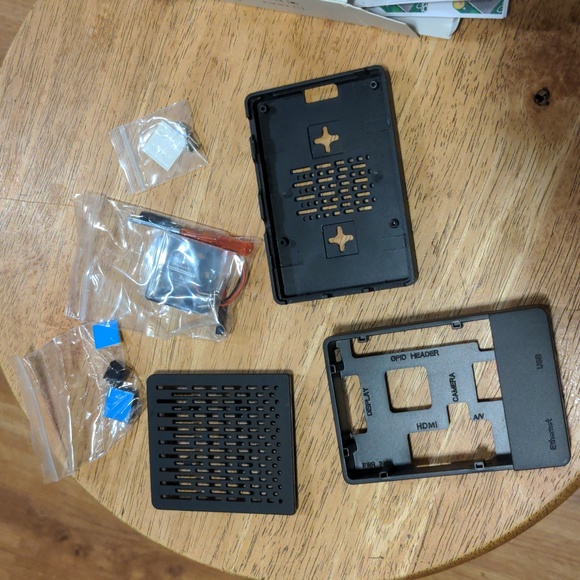 Raspberry pi enclosure for 3b / 3b+ - Picture 8 of 8